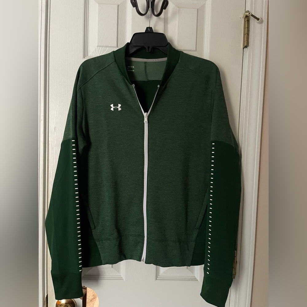 Hunter Green Under Armour Zip Jacket Size L.